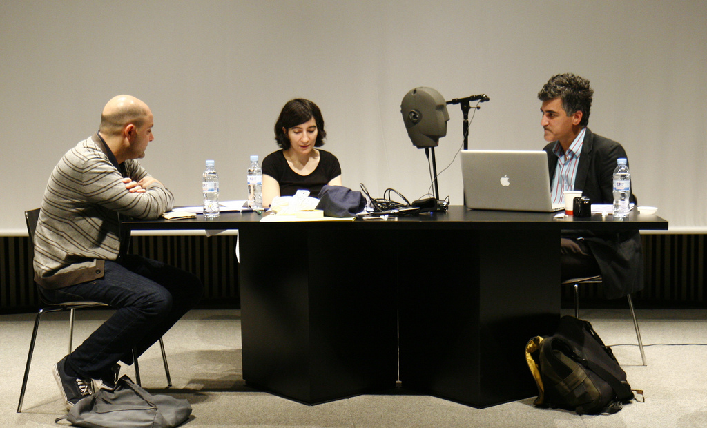 Sessió d’enregistrament amb Mark Gergis i Matias Rossi (CC by-sa Gemma Planell / MACBA, 2011)