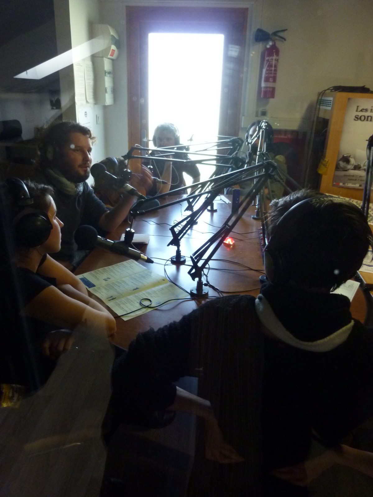 Dans le studio de Radio Bartas